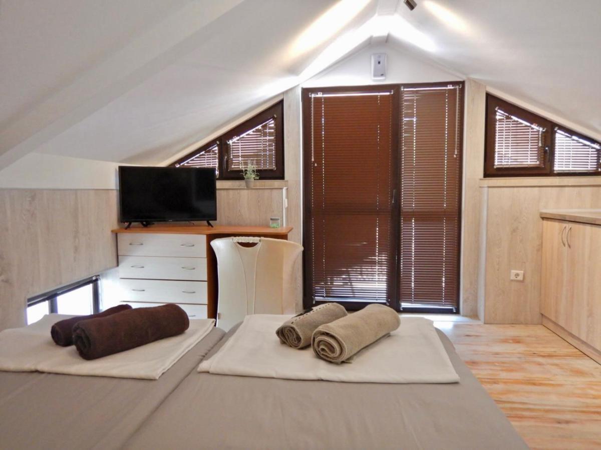 Къща За Гости Кребс Guesthousekrebs Shumen Exterior photo